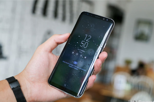 thay-man-hinh-samsung-s8-s8-plus